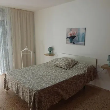 Marcos Y Tota * פונטה דל הידלגו